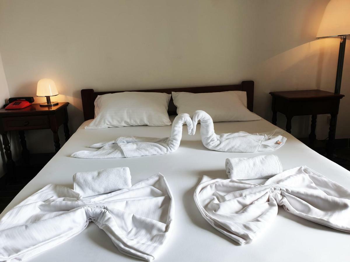 Hotel Sumadija Rafailovici Bečići Esterno foto