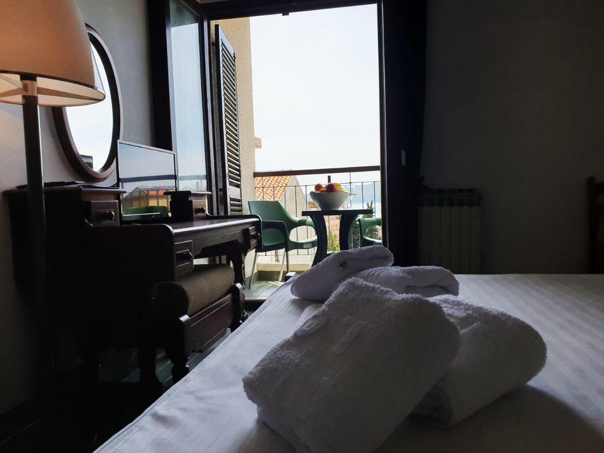 Hotel Sumadija Rafailovici Bečići Esterno foto