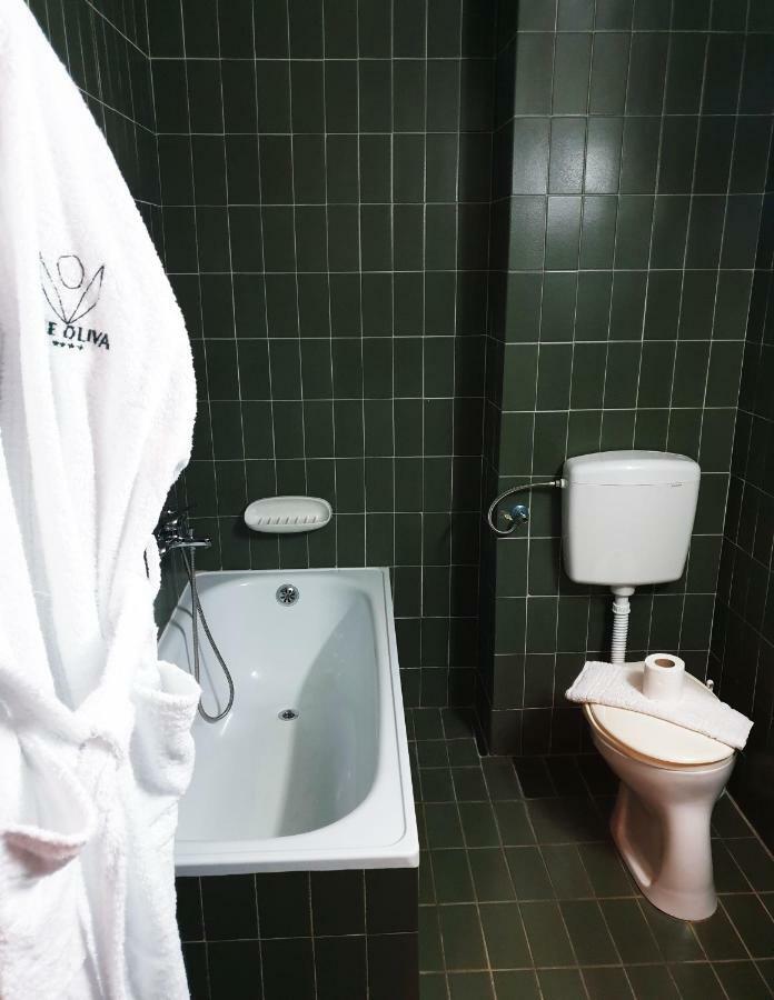 Hotel Sumadija Rafailovici Bečići Esterno foto